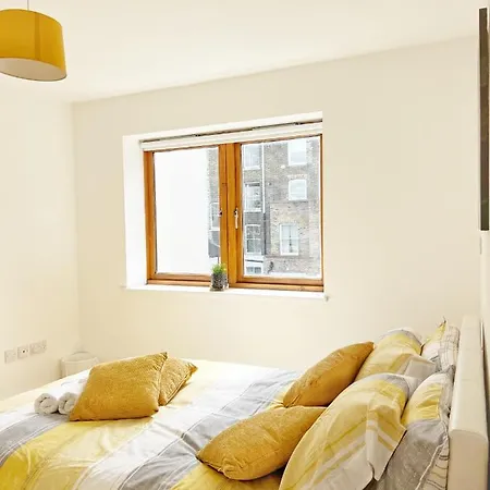 Lovely 1 Bedroom Apartment In South East Лондон Экстерьер фото