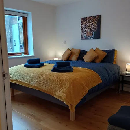 Lovely 1 Bedroom Apartment In South East Лондон Экстерьер фото